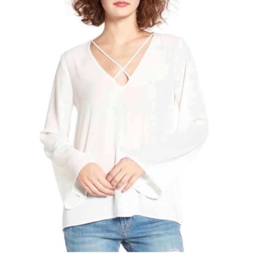 Lush Ivory V-Neck Long Sleeve Blouse Size Small
